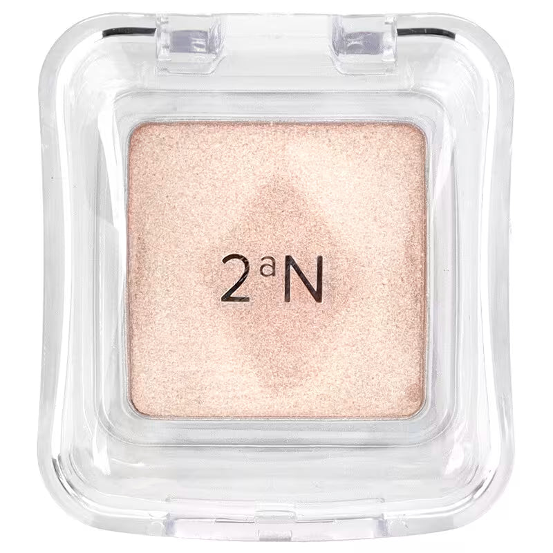 Pure Glash Highlighter | Ultra-fine shimmer particles for a translucent pearly texture
